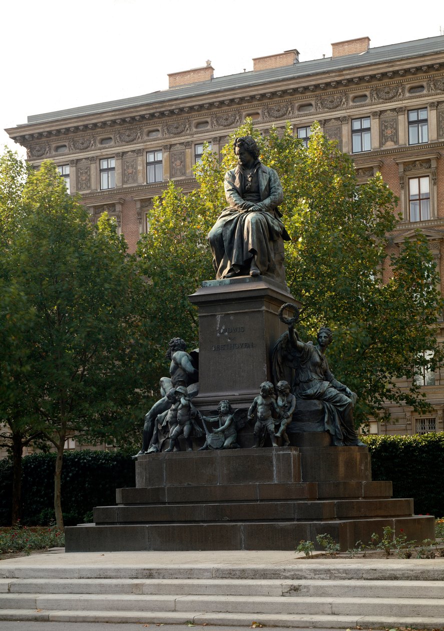 Monument til hyldest til den tyske komponist Ludwig van Beethoven (1770-1827) lavet af Kaspar von Zumbusch (1830-1915). Wien Østrig af Ludwig von Zumbusch