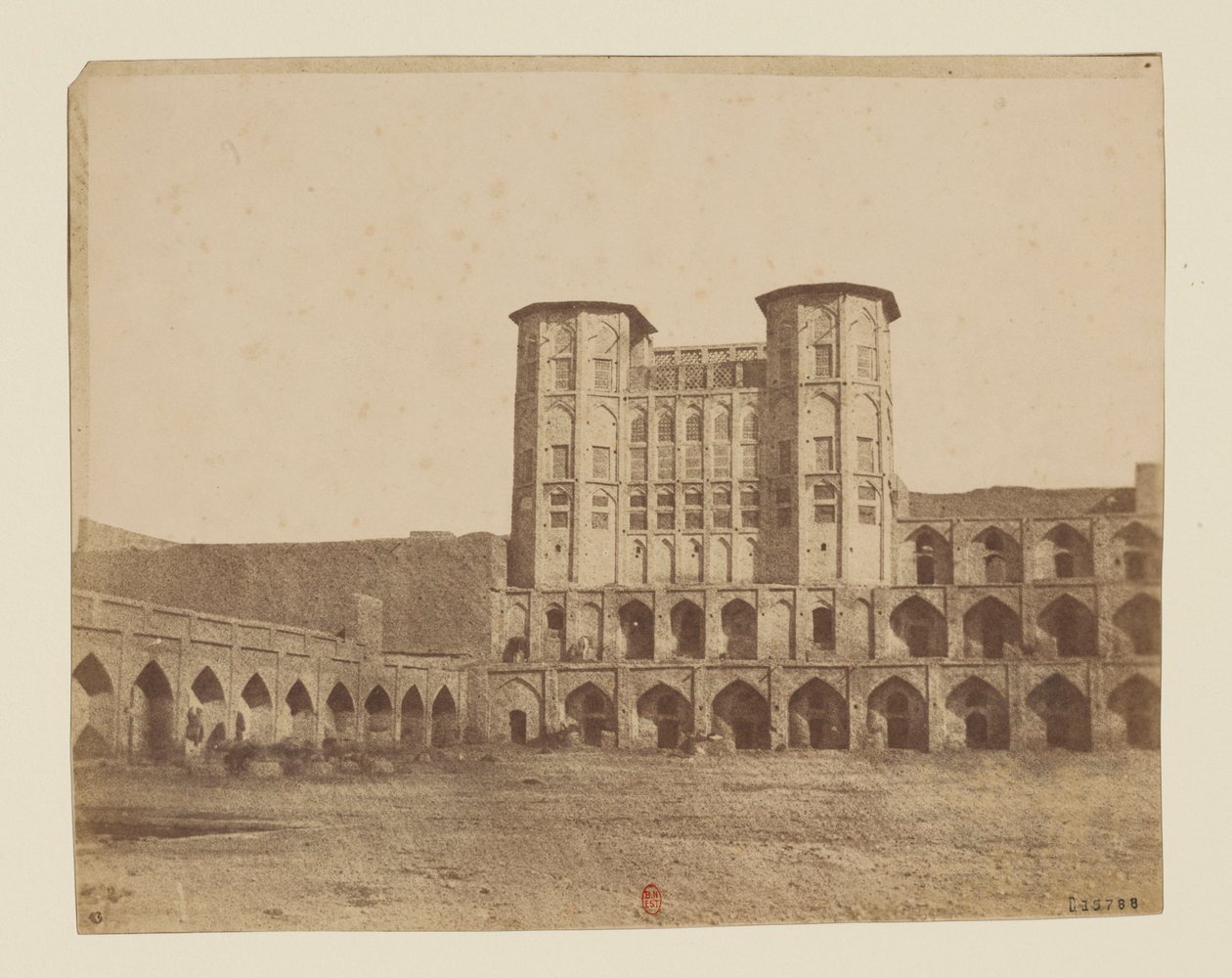 Karmanshah, palads af Luigi Pesce