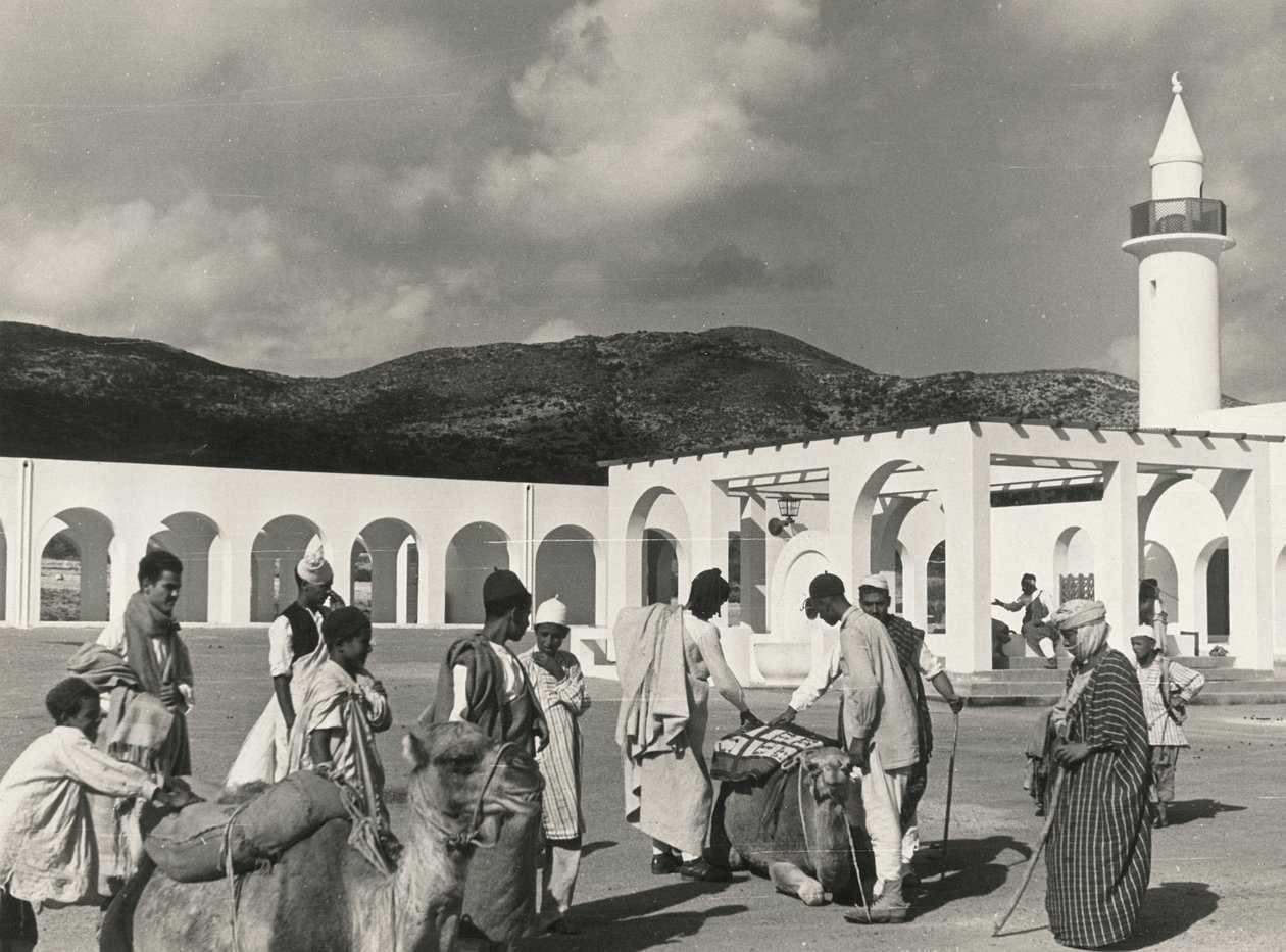 Scener af byliv i landbrugslandsbyen Muslim El Fager Al Fajr eller Dawn, Benghazi, Cyrenaica af Luigi Leoni