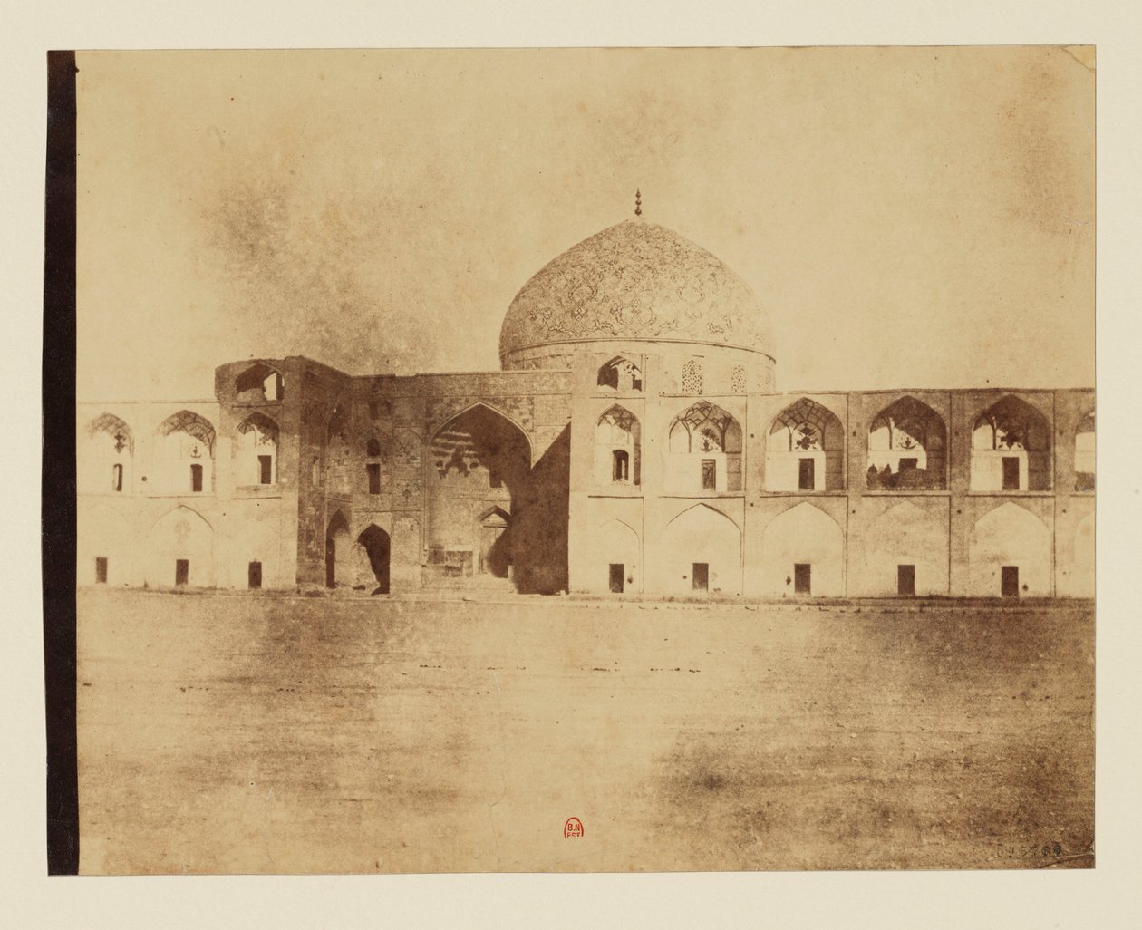 Moske på Isfahan Sheikh Lotfollah -moskéens store plads af Luigi Pesce