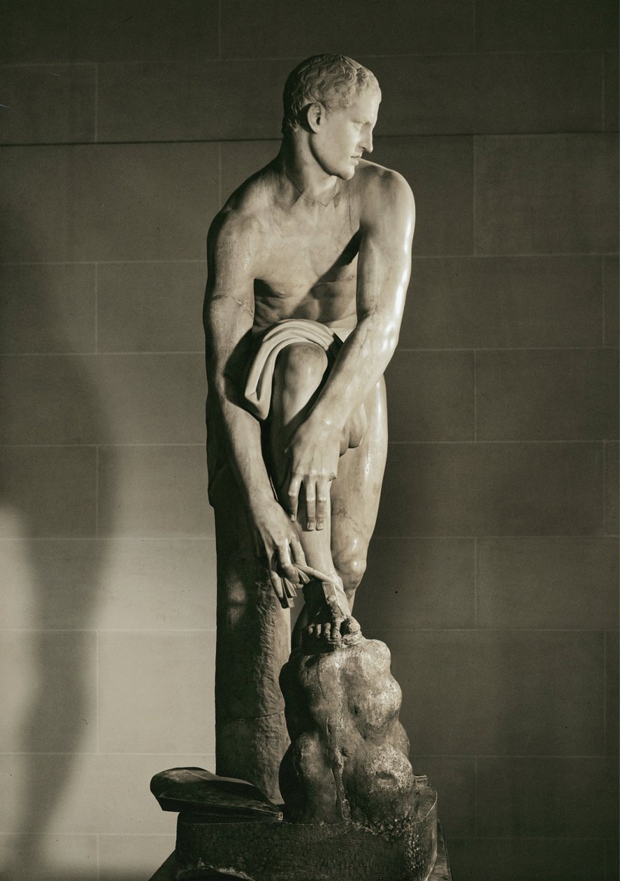 Hermes binder sin sandal ... af Lysippos (after)