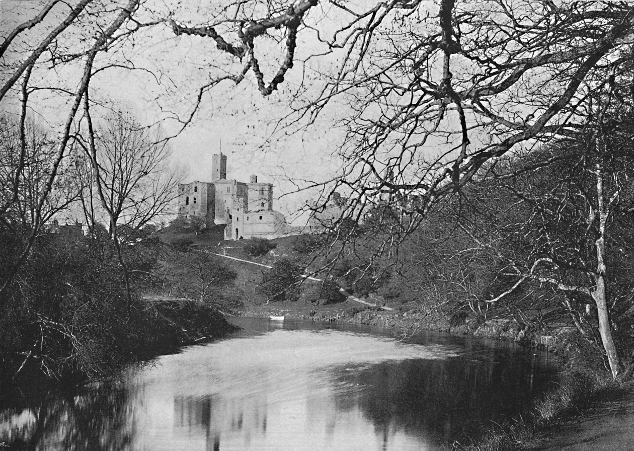 Warkworth Castle, c1896 af M. Aunty