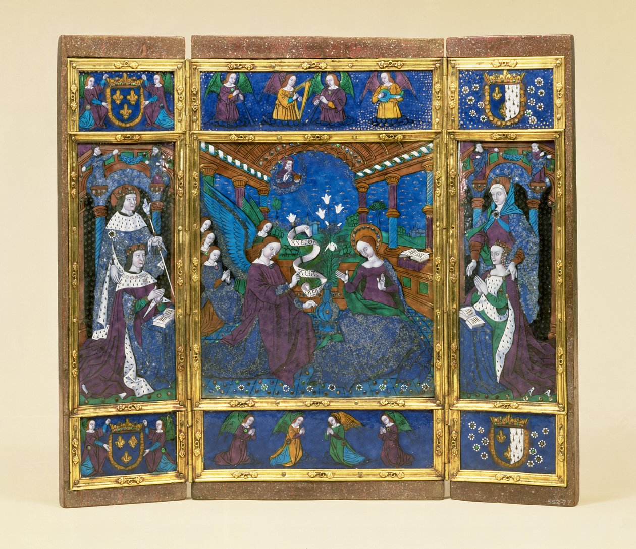 Triptykon af Ludvig XII (1462-1515) og Anne de Bretagne (1477-1514) med en bebudelsesscene imellem (emalje på panel) af Master of the Louis XII Triptych