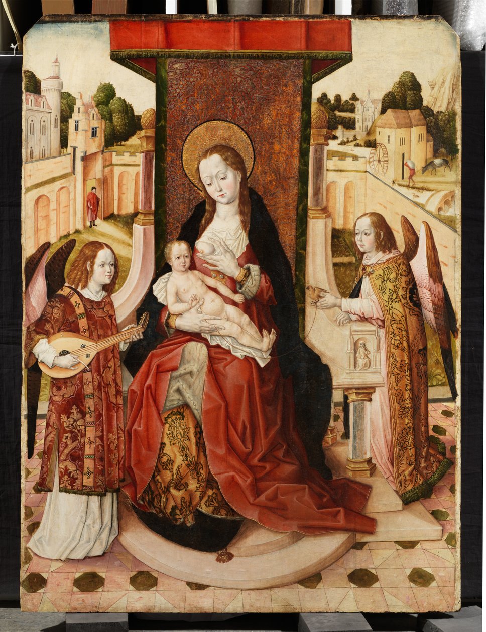 Triptykon af Jomfru og Barn med to engle, detalje af Madonna og Barn fra midterpanelet, ca. 1500 (se også 225325, 225326) af Master of the Lee Triptych Master of the Lee Triptych
