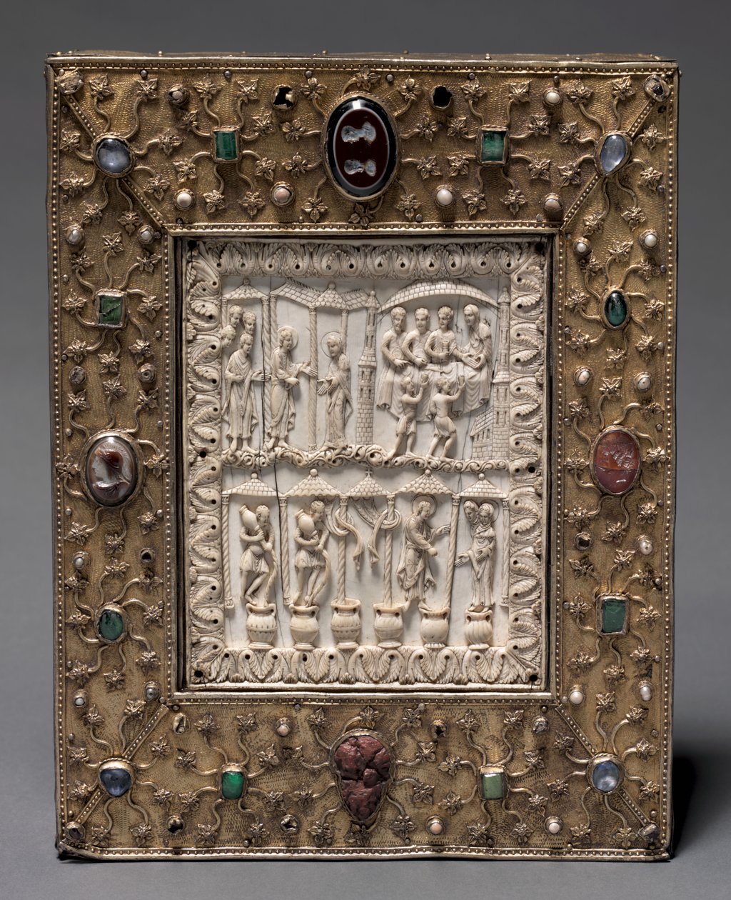Bogformet relikvieskrin, c.1000 af Master of the Registrum Gregorii