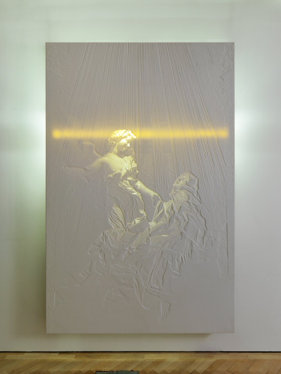 Superveillance, 2010 (Corian, akryl, stål, lys, elektriske kredsløb) af Mat Collishaw