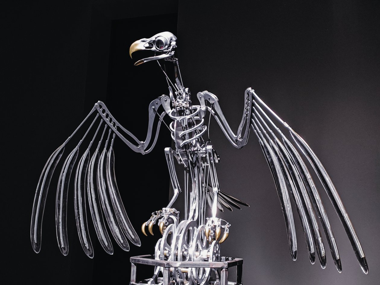 The Nerve Rack, 2019 (Acetal, Akryl, Aluminium, Messing, Elektriske kredsløb, Maling, PVC, Harpiks, Servomotorer, Stål) af Mat Collishaw