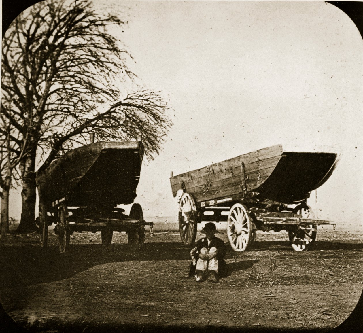 Pontonbåd på hjul, 1861-65 af Mathew B. Brady