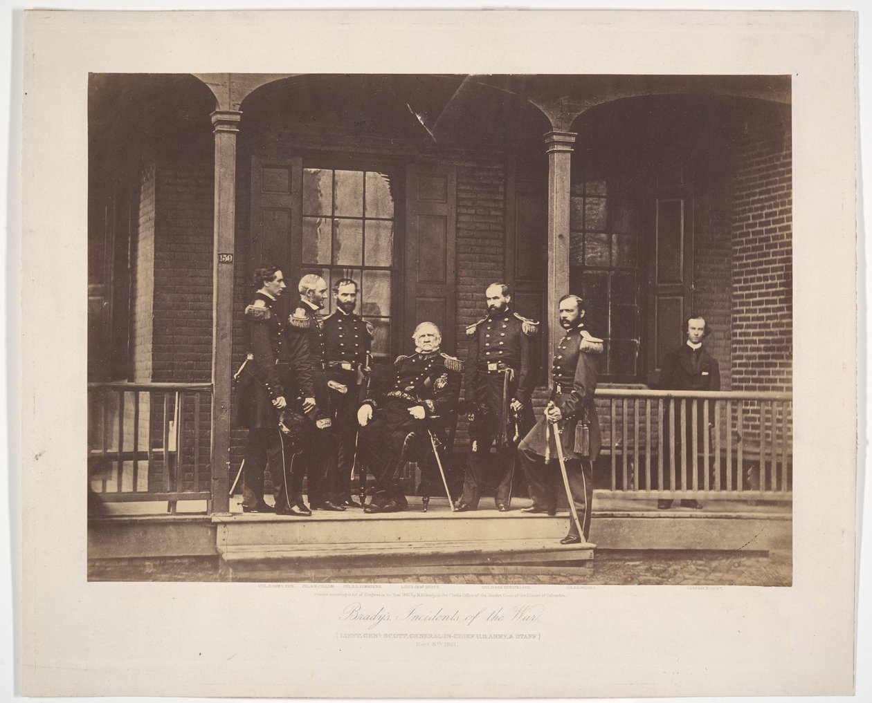 Generalløjtnant Scott, øverstbefalende for den amerikanske hær, samt stab af Mathew B. Brady