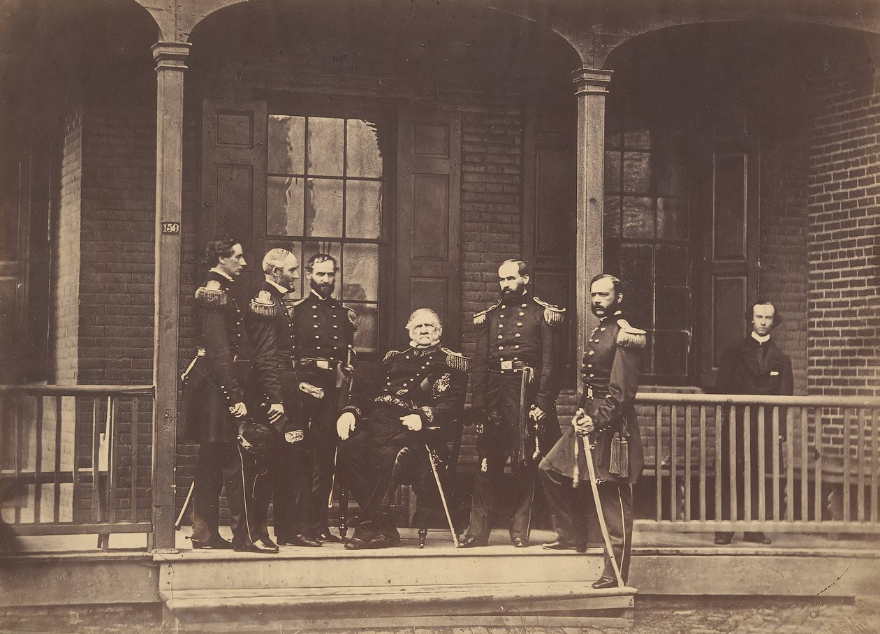 Generalløjtnant Scott, general-in-chief U.S. Army, & Staff, 6. september 1861. af Mathew Brady