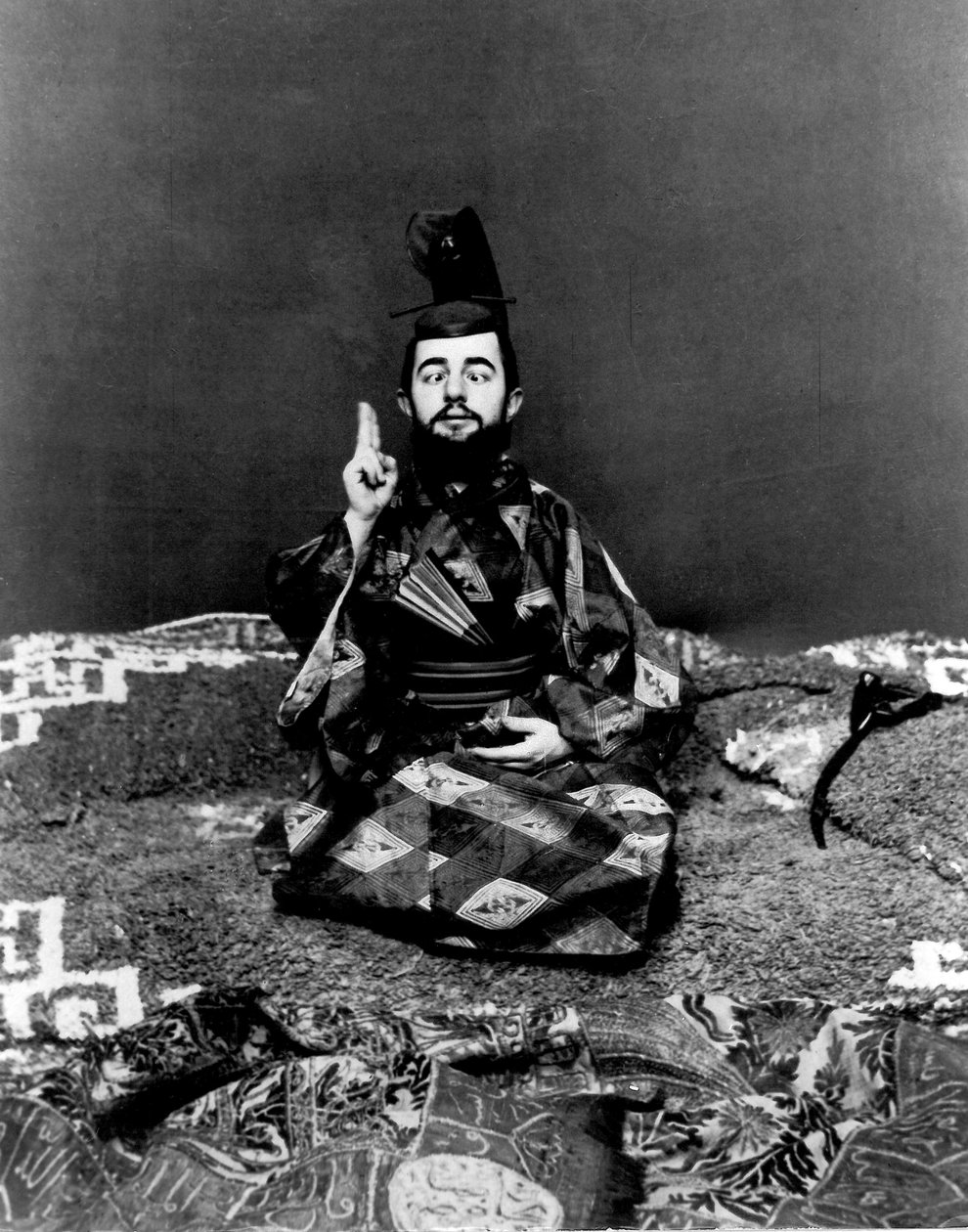 Henri de Toulouse-Lautrec i japansk kjole, ca 1892. af Maurice Guibert