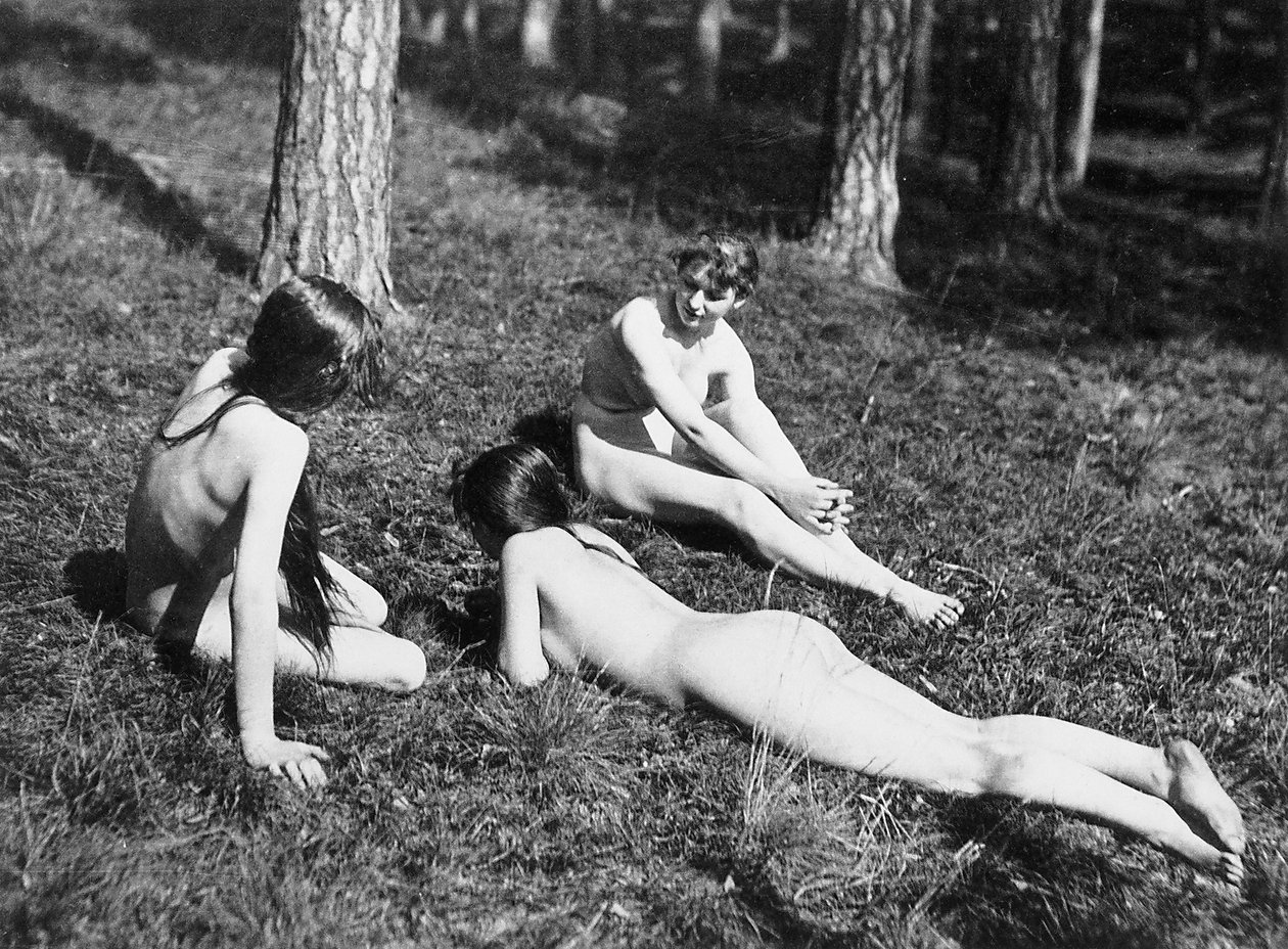 Udendørs; undersøgelse af 50 modeller, Tyskland, 1920