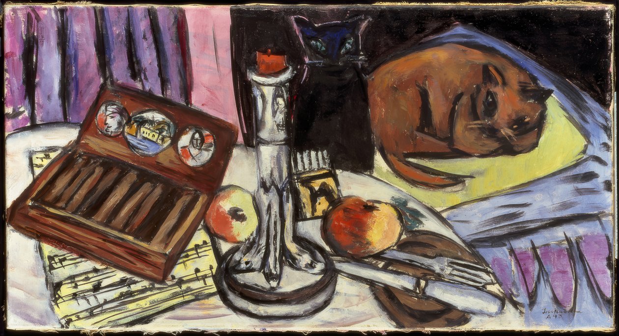 Stilleben med sølv lysestager (Stilleben med katte) af Max Beckmann