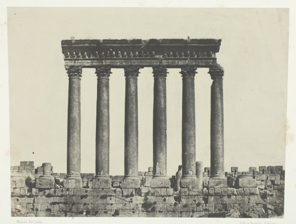 Baalbeck Heliopolis, Colonnade Of The Temple of the Sun, Syrien, 184951, trykt 1852. af Maxime Du Camp