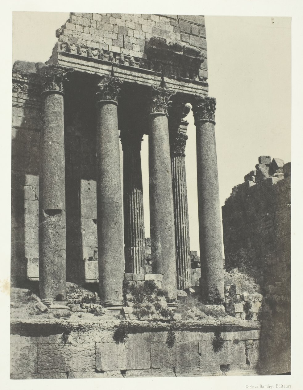 Baalbeck Heliopolis, Jupiters tempel, udsigt fra den sydøstlige vinkel, Syrien, 184951, trykt 1852. af Maxime Du Camp