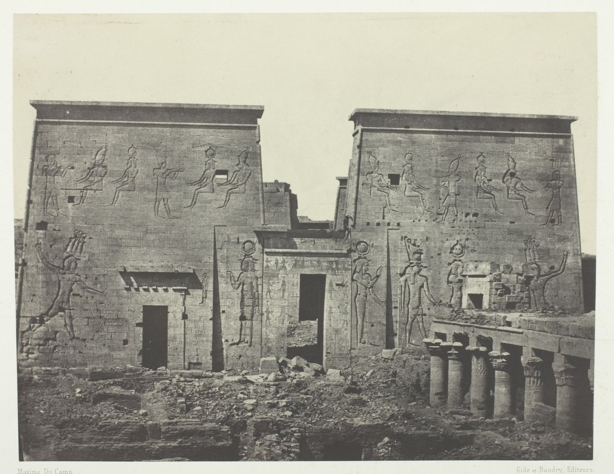 Drômos og Philônes, Isis