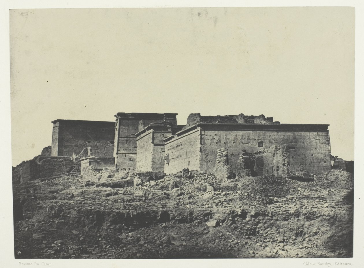 Det store Isis-tempel i Philoe, generel udsigt fra nord; Nubien, plade 80 fra albummet "Egypte, Nubie, Palestine et Syrie" (1852) af Maxime Du Camp