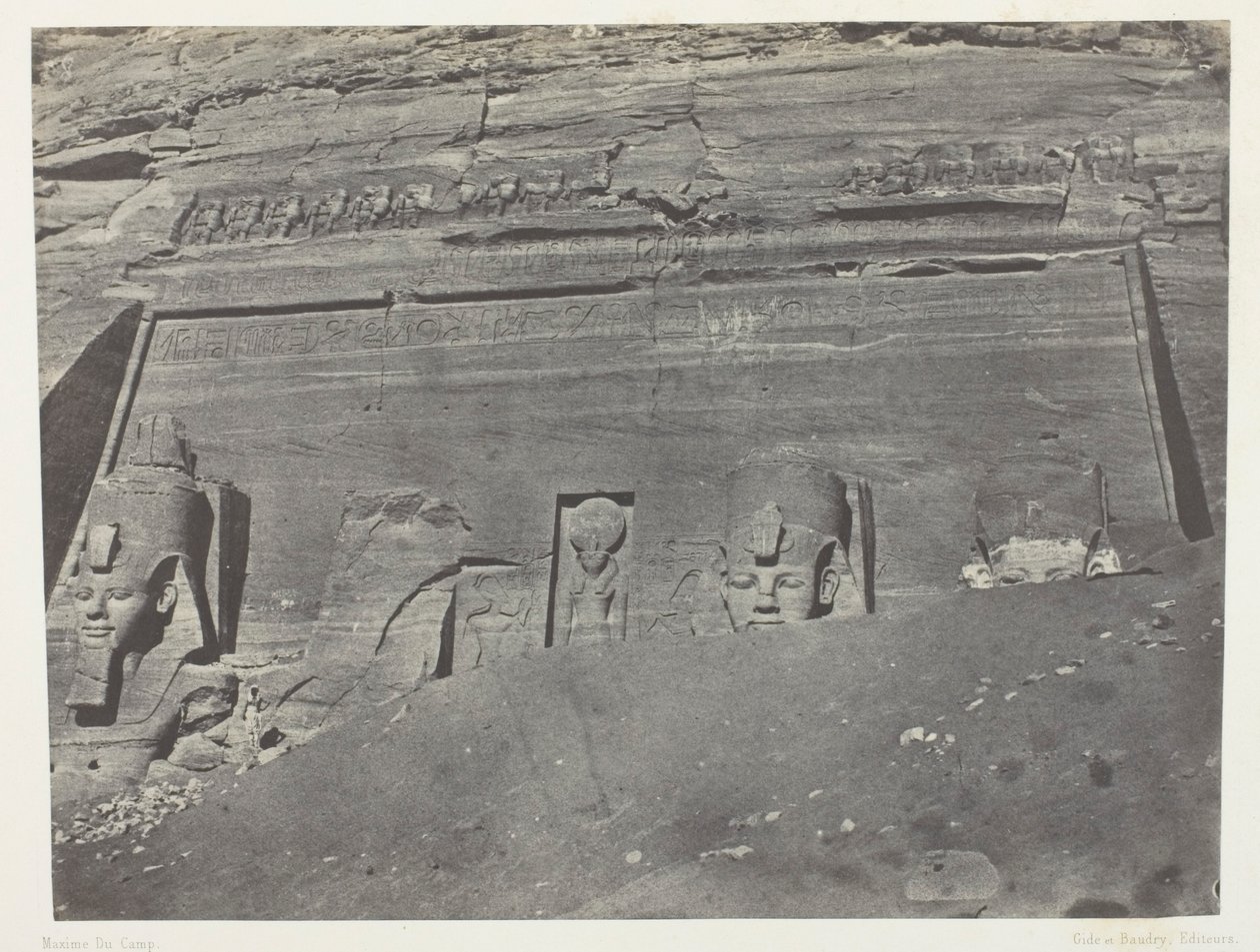 Ibsamboul, Vue Générale Du Grand Spéos De Phrè; Nubie, plade 102 fra albummet "Egypte, Nubie, Palestine et Syrie" (1852) af Maxime Du Camp