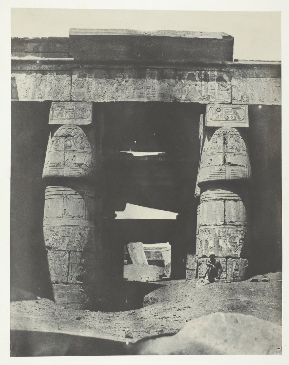Karnak, Portico af Khons-templet, Theben, 184951, trykt 1852. af Maxime Du Camp