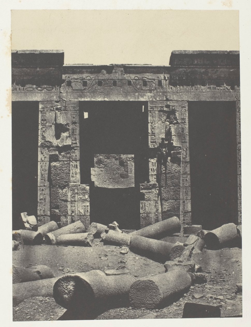 Medinet-Habou, den østlige del af Peristyle af Ramses-Méiamoun-paladset; Theben af Maxime Du Camp