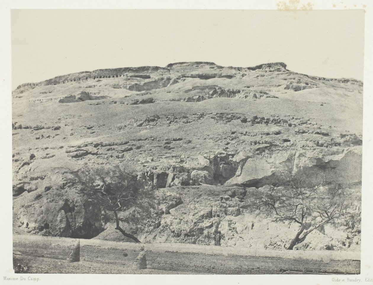 Necropolis of Ancient Lycopolis, Øvre Egypten, 184951, trykt 1852. af Maxime Du Camp