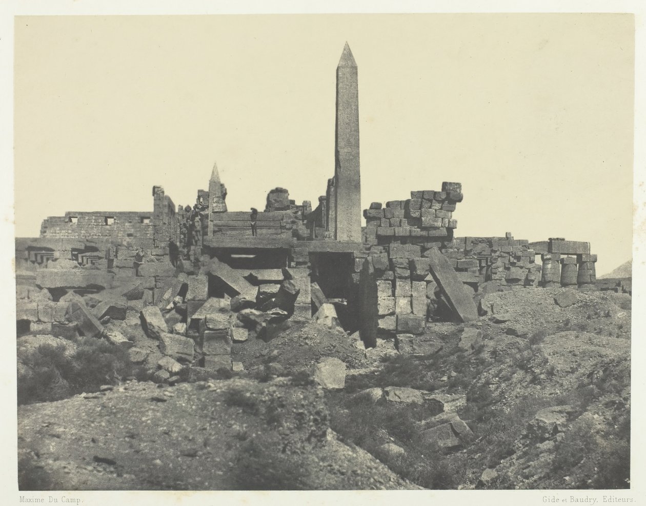 Karnak Palace, Granit Sanctuary and Hypostyle Hall, Theben, 184951, trykt 1852. af Maxime Du Camp