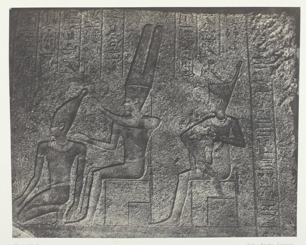 Karnak Palace, Udvendige Skulpturer af Granit Sanctuary, Theben, 184951, trykt 1852. af Maxime Du Camp