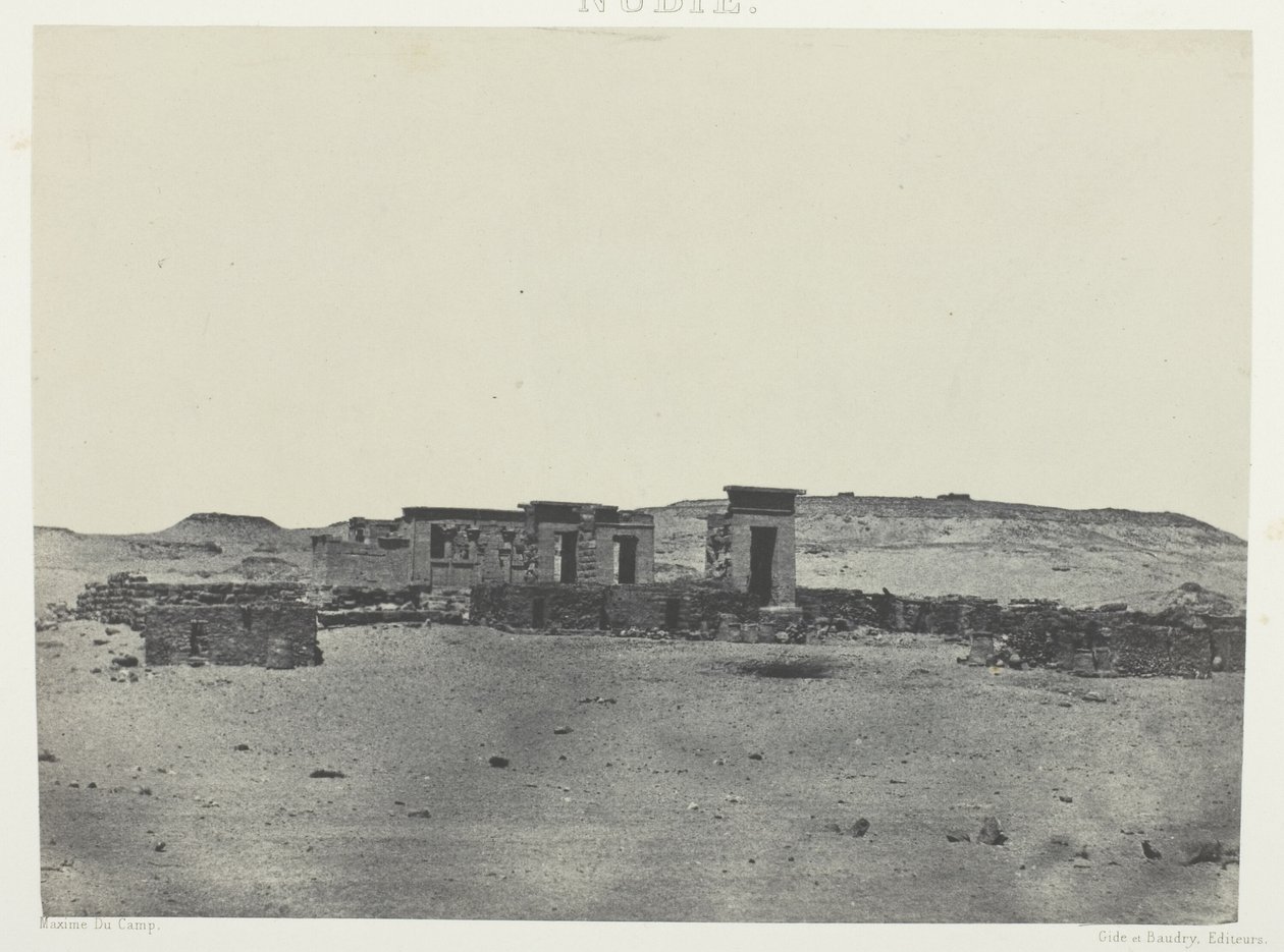 Temple and Village of Débôd, Parembole de l