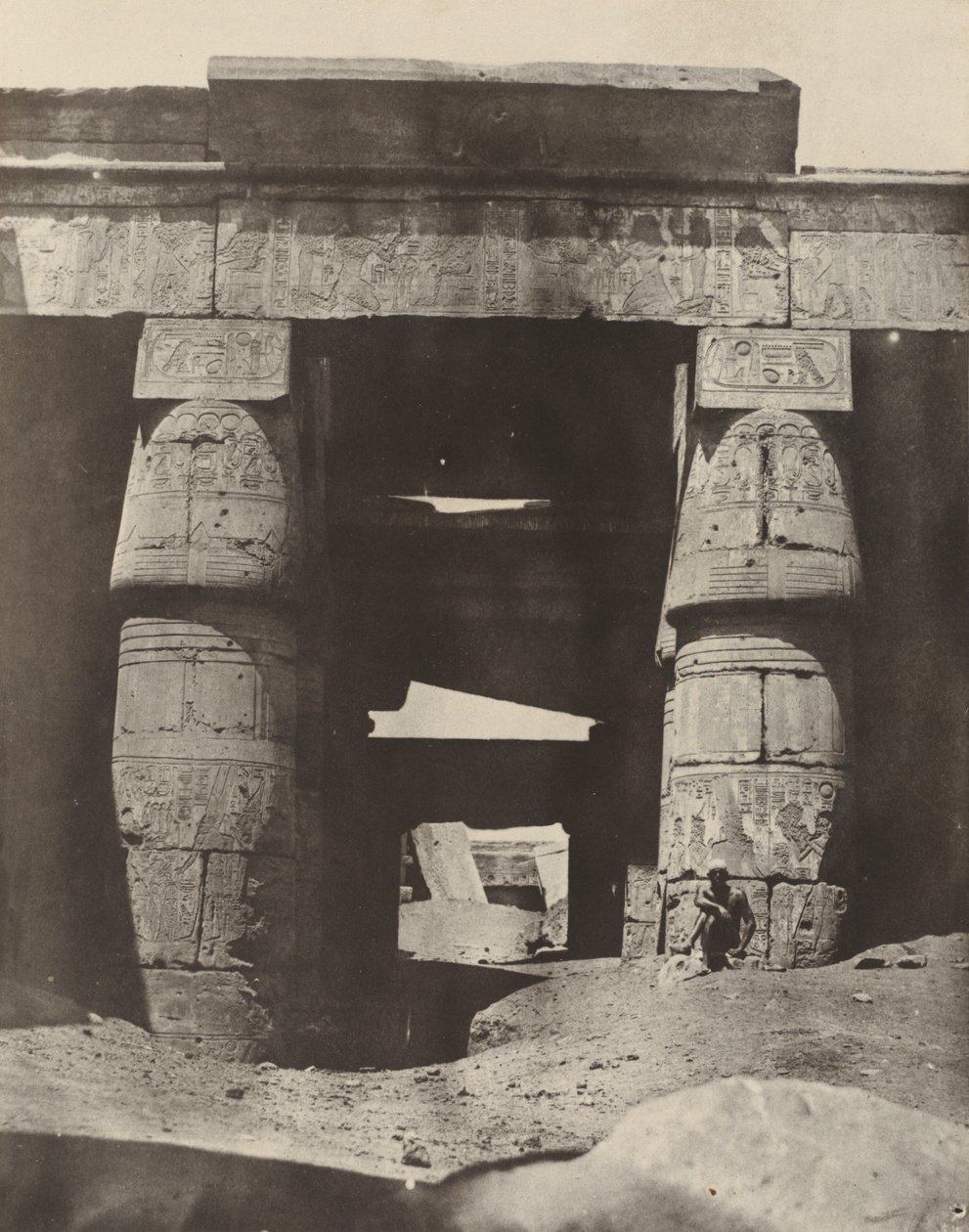 Theben: Karnak, Portikus af Khons-templet,1850 (foto) af Maxime Du Camp