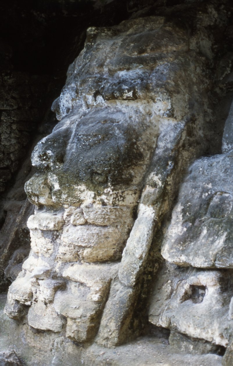 Maske på en pyramide, 200 f.Kr af Mayan