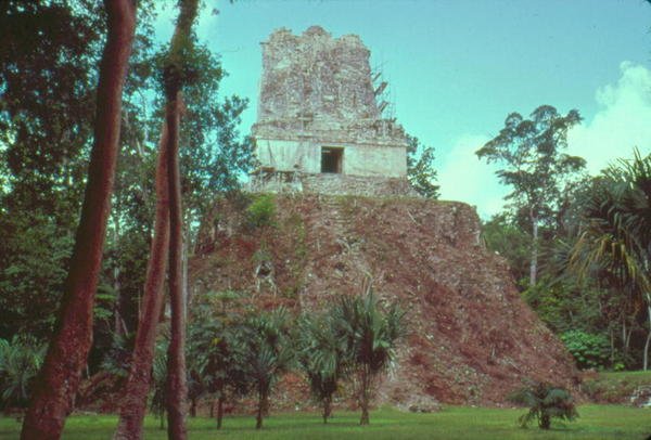 Tempel II, Tikal af Mayan