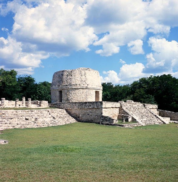 Observatorium, sen efter klassisk periode (1200-1500 e.Kr.) af Mayan Mayan