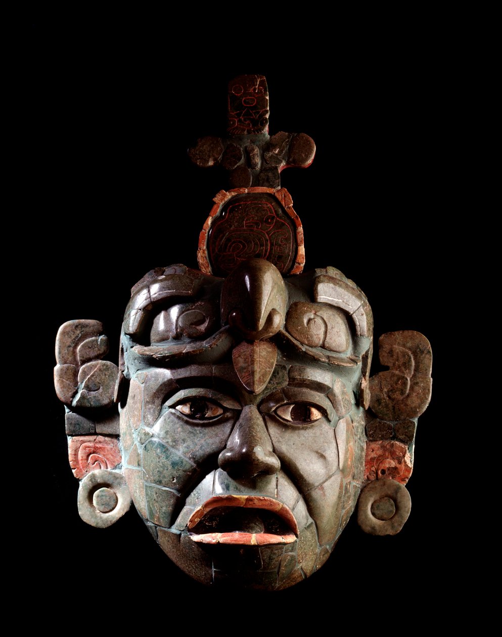 Præcolombiansk kunst, Maya-civilisation, klassisk periode: begravelsesmaske i jadeit og skaller. Fra Tikal, Peten, Guatemala. Svag. 34,5 x bredde. 25,9 cm Guatemala, Museo Nazionale di Archeologia e Etnologia - Præcolumbiansk kunst, Maya-civilisation, Klas af Mayan Mayan