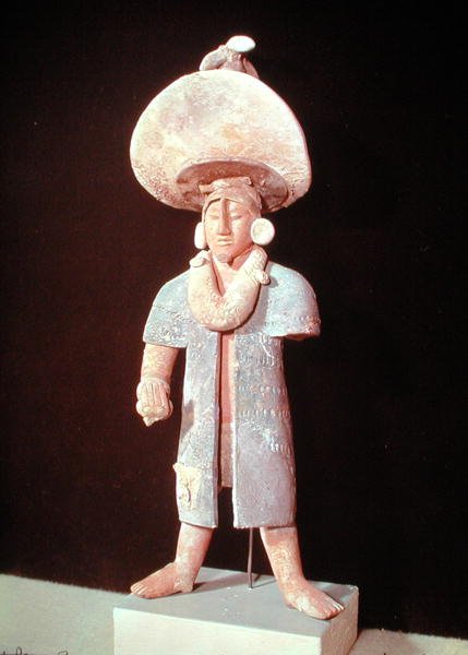 Stående maskulin figur, fra kirkegården på Isle of Jaina, Campeche State, 7.-10. århundrede (polykrom terracotta) af Mayan Mayan