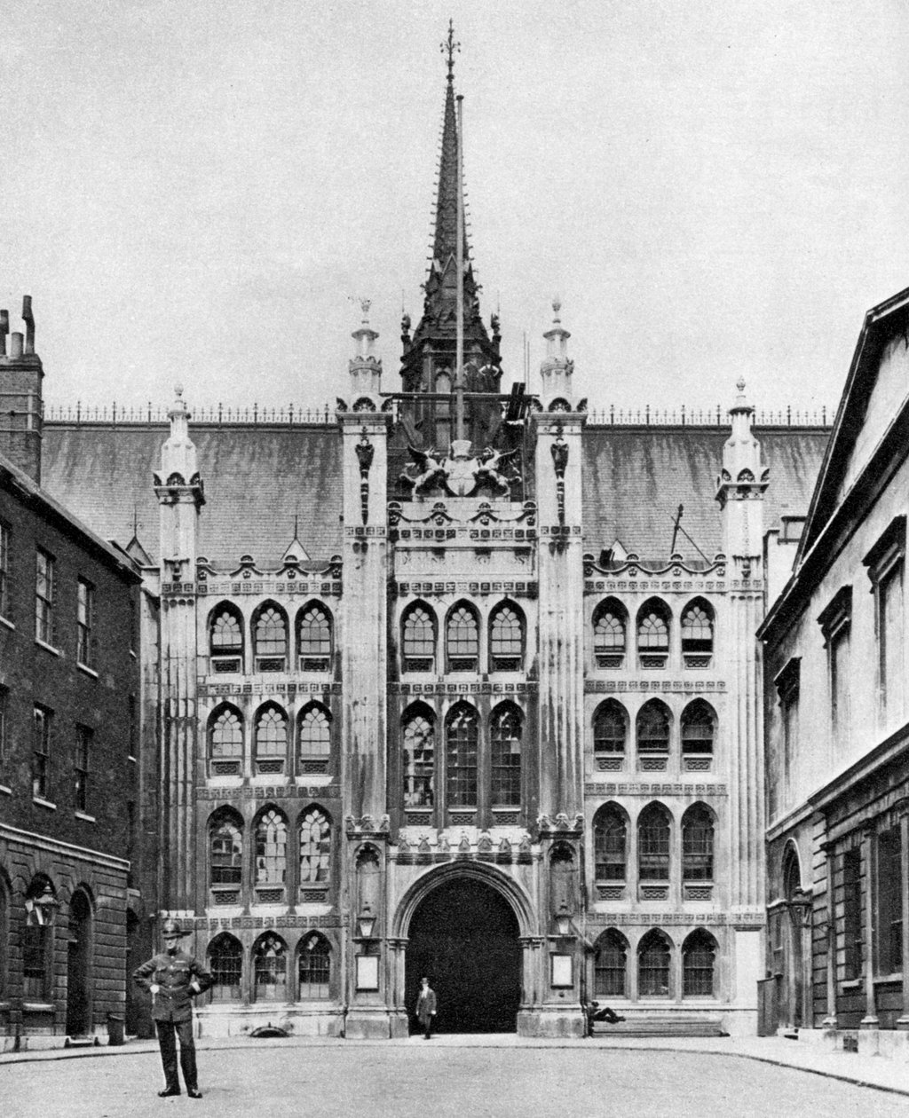 Gateway of the Guildhall, London, 1926-1927. af McLeish