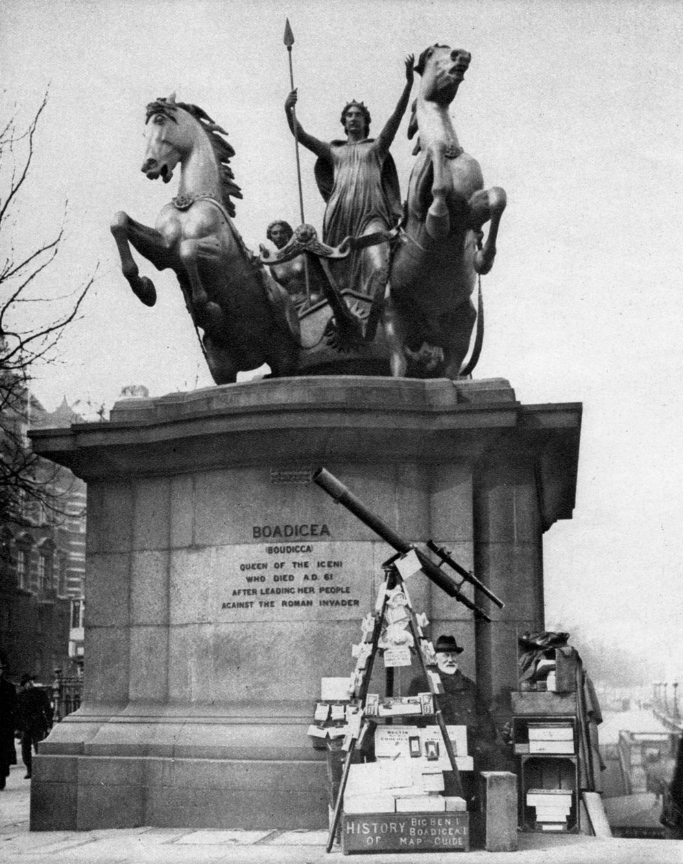 Westminster Bridge monument, London, 1926-1927. af McLeish