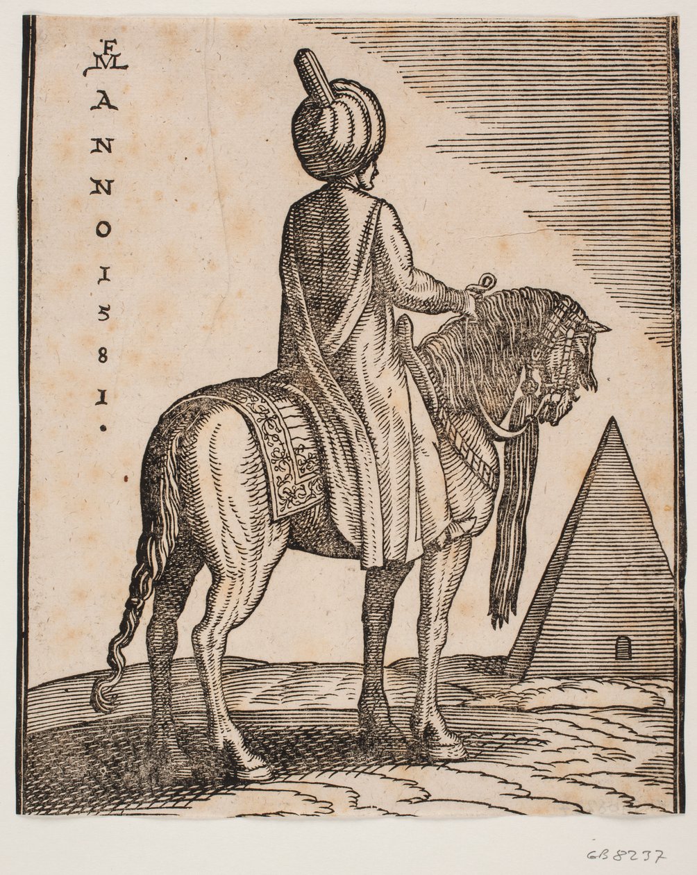 Turbanbærende, ubevæbnet rytter set skråt bagfra; t.h. i baggrunden en pyramide af Melchior Lorck