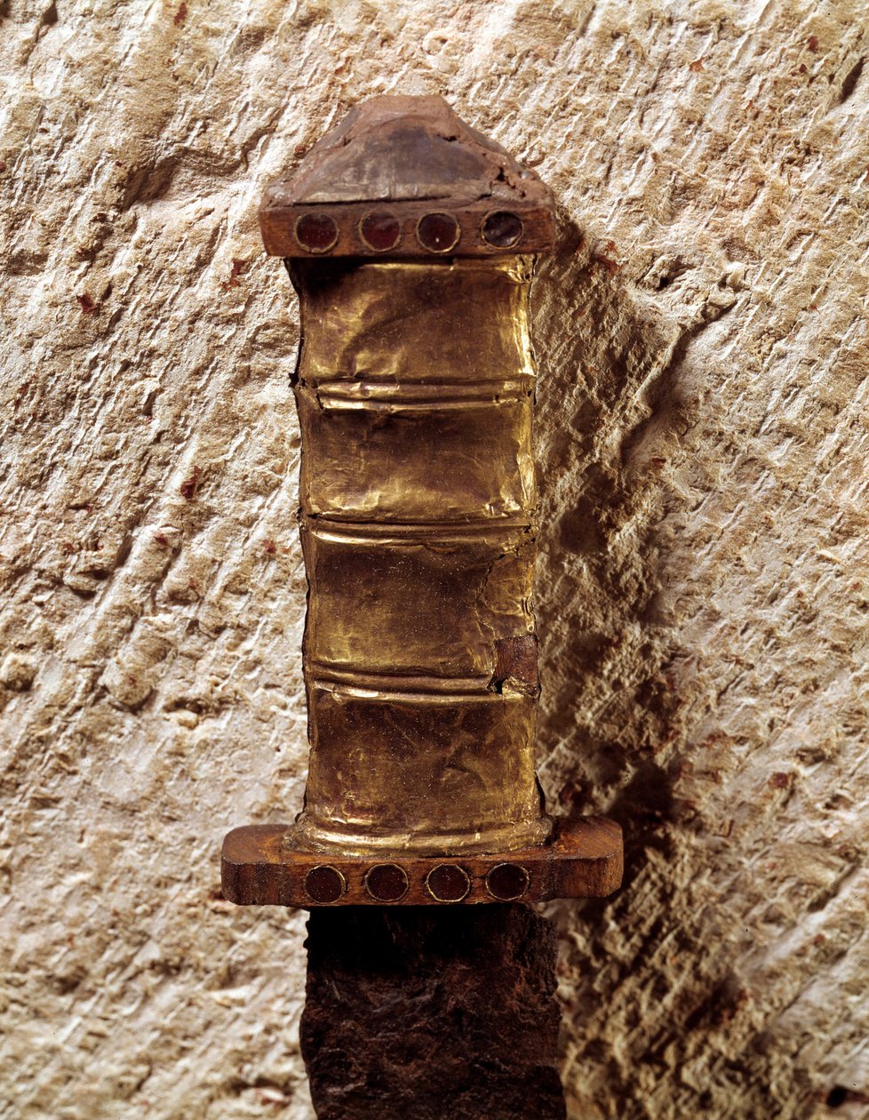 Merovingian Art: Handle of Spee, 6. århundrede. Gaule, National Museum of Archaeology of Saint Germain en Laye af Merovingian Merovingian