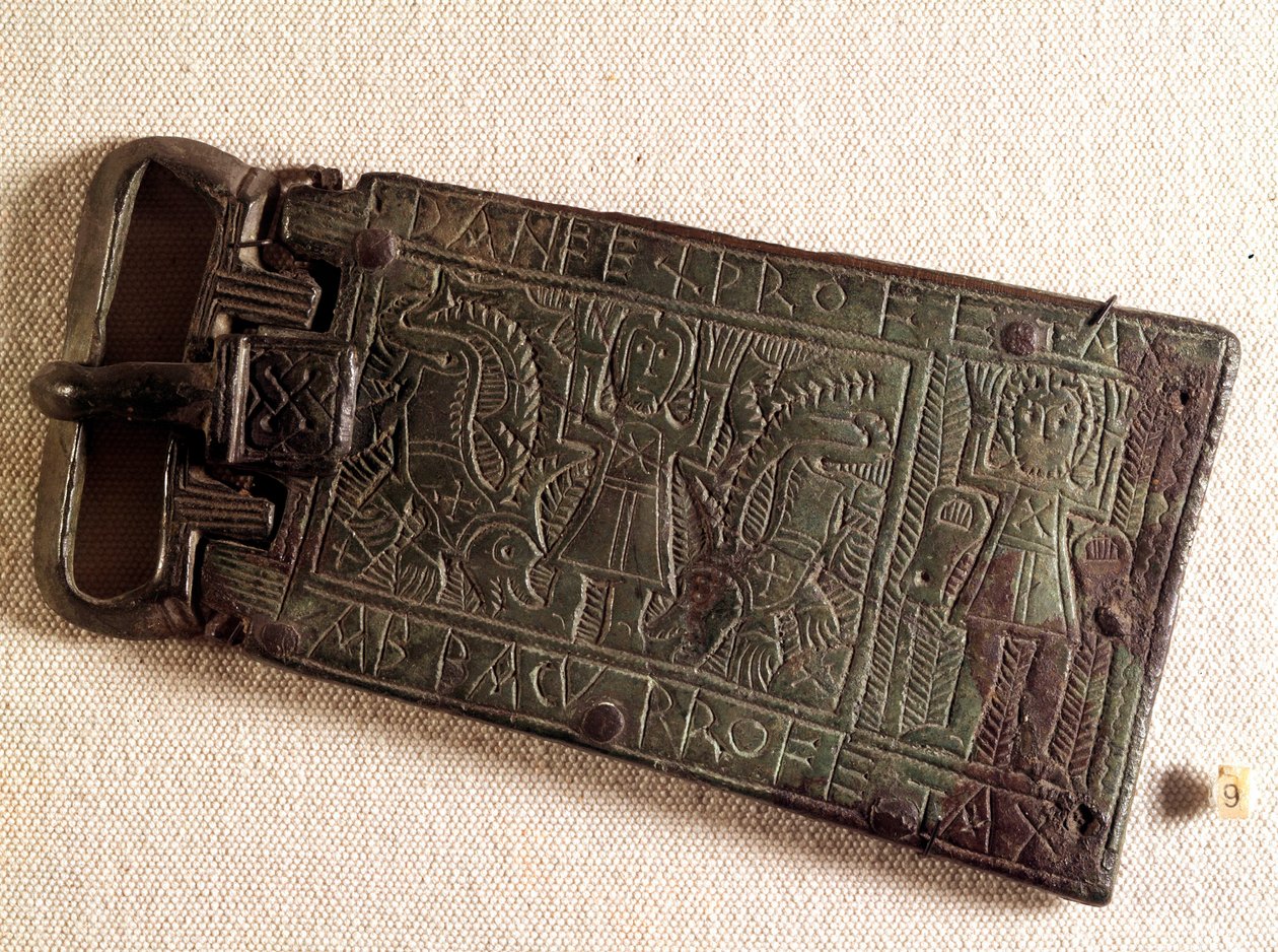 Merovingerkunst: Bronzebæltespænde fra det burgundiske rige (barbariske mennesker), der repræsenterer Daniel i løvegraven. 550-626. Fra Franche-Comte. Nationalmuseet for arkæologi, Saint Germain en Laye af Merovingian Merovingian