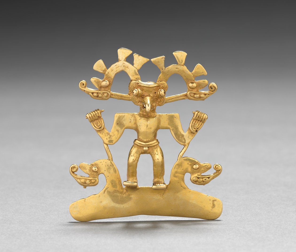Bird-Man vedhæng, ca. 700-1550 (støbt og hamret guld) af Mesoamerican Mesoamerican
