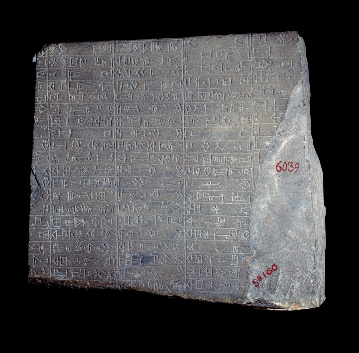 Mesopotamien: kalkstensstele med inskriptioner på akkadisk til minde om arbejdet udført til ære for guden Inshushinak. 2100 f.Kr. Paris, Louvre-museet af Mesopotamian Mesopotamian