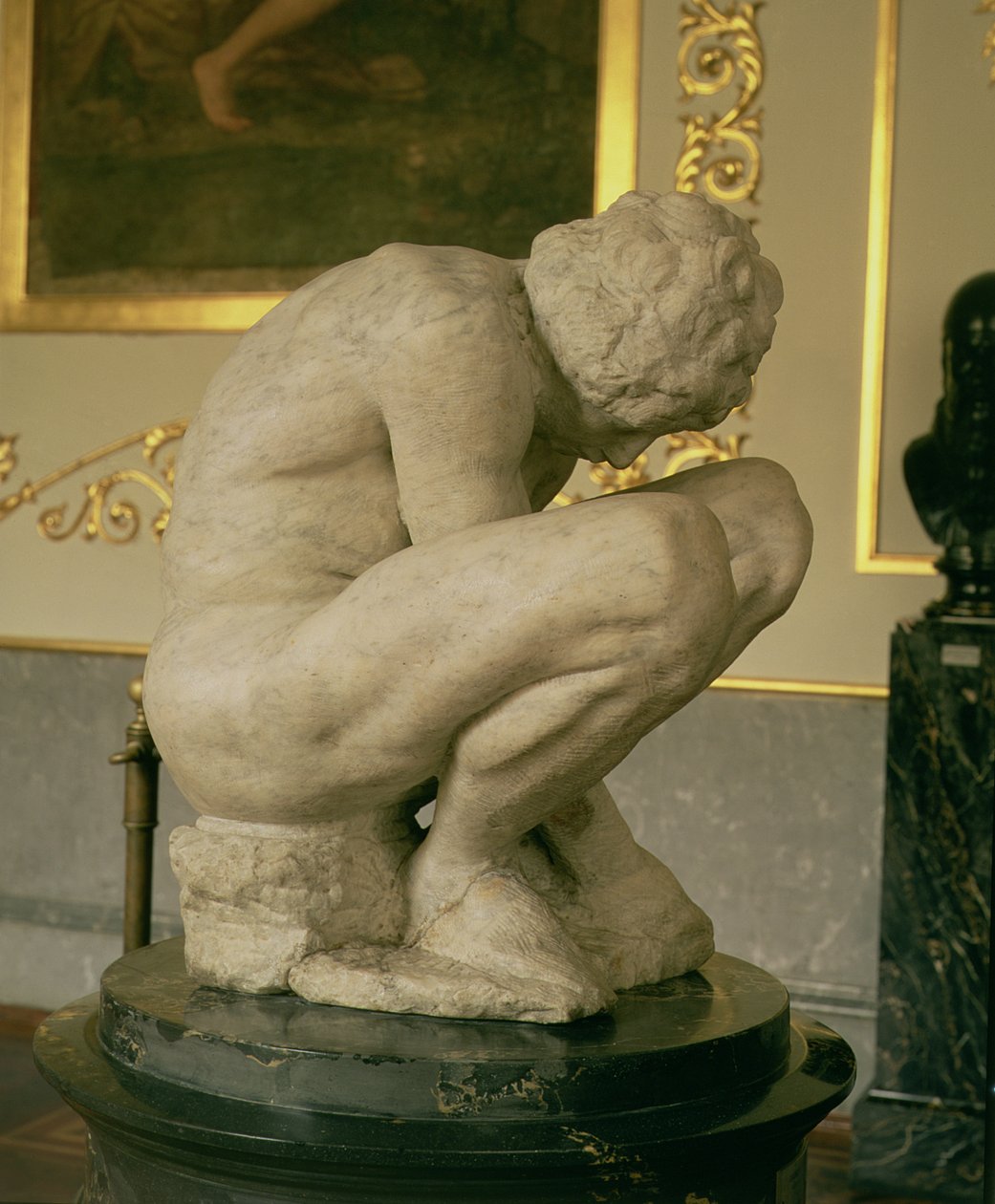 Den huggende dreng, ca.1530-34 (marmor) (se også 226974) af Michelangelo Buonarroti