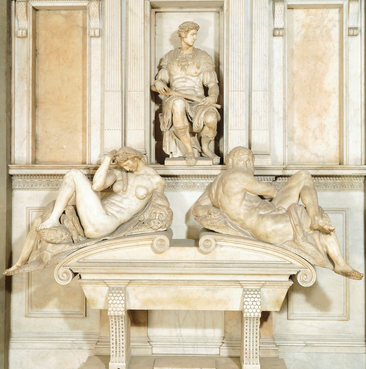 Italien, Firenze, Det nye sakristi i Medici-kapellet i Basilica di San Lorenzo i Firenze (UNESCOs verdensarv af Michelangelo Buonarroti