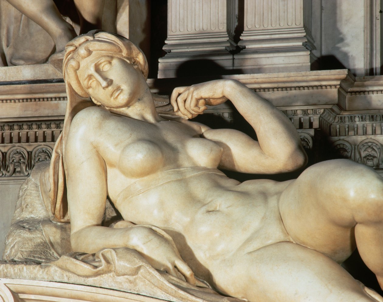 Lorenzo de Medicis grav, detalje af Dawn-marmor af Michelangelo Buonarroti