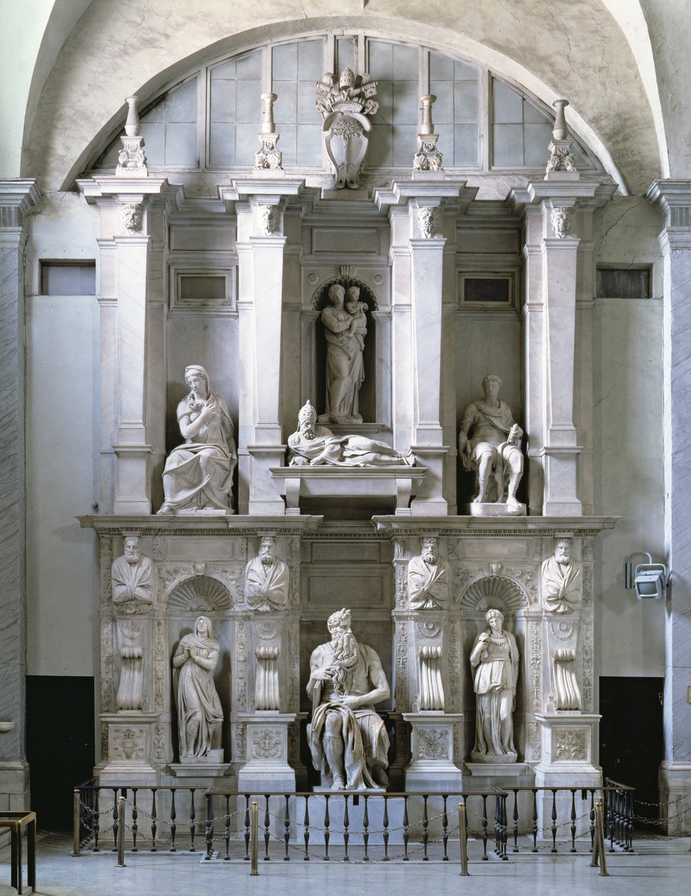 Grav af pave Julius II (1453-1513) (marmor) af Michelangelo Buonarroti