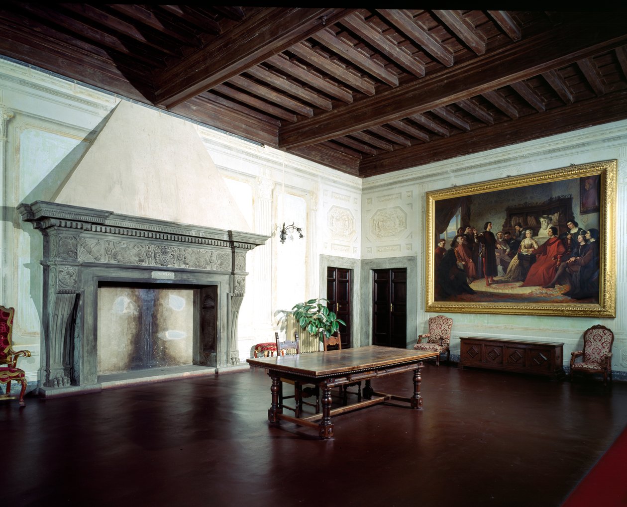 Interiør med pejs fra det femtende århundrede, Villa Medicea di Careggi af Michelozzo di Bartolommeo