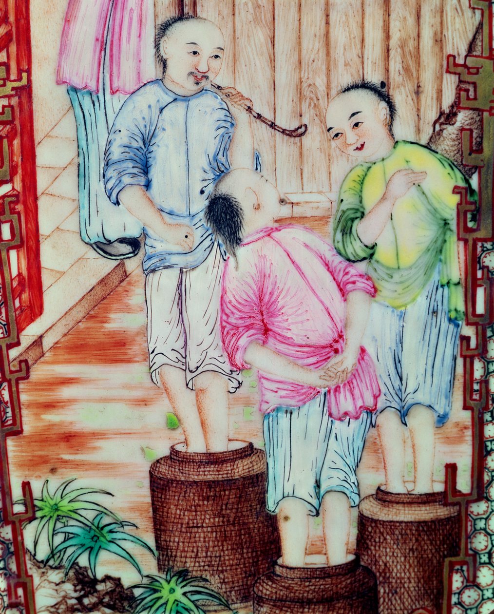 Detalje fra en vase, der forestiller mænd, der pakker te af Ming Dynasty Chinese School