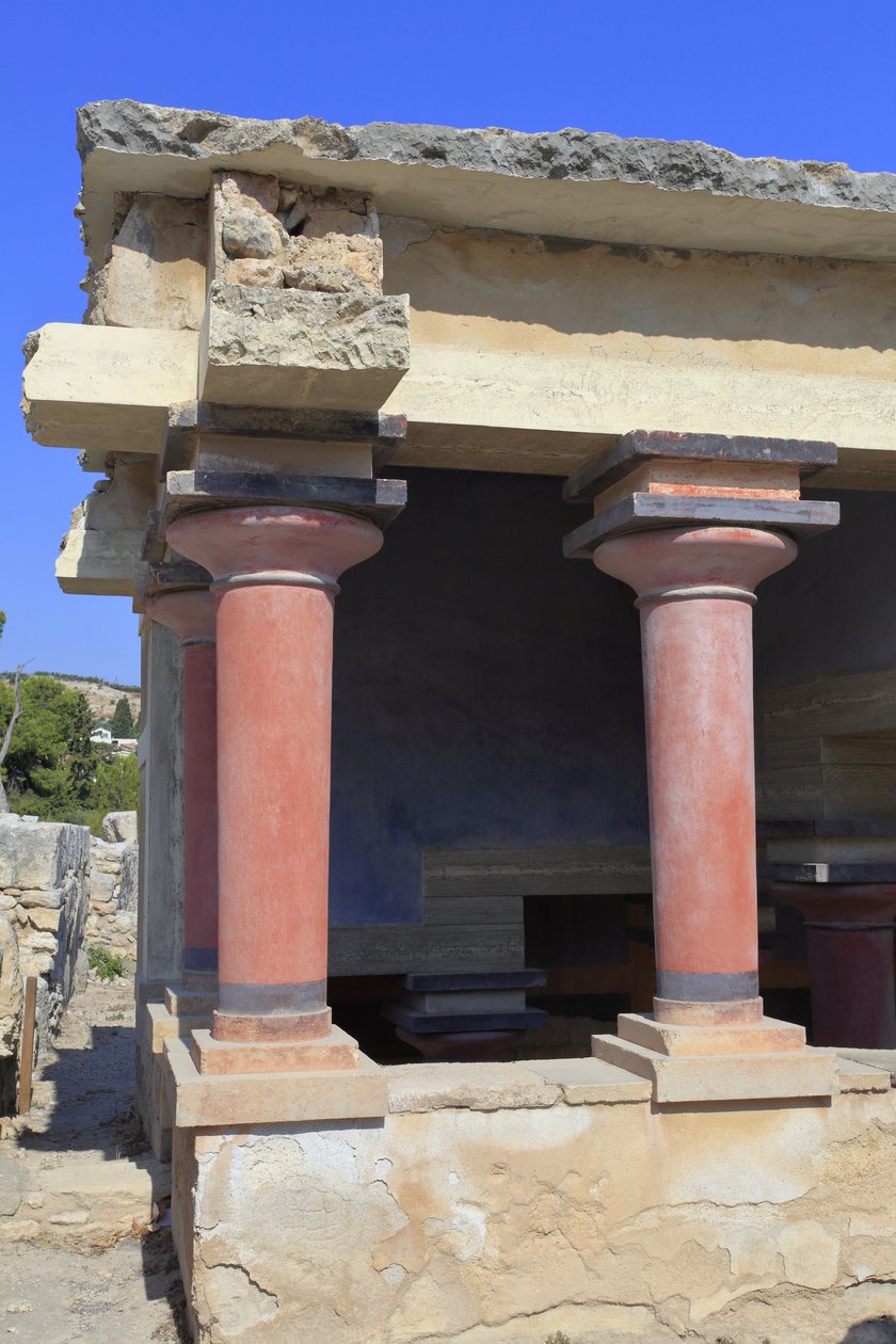Minoen arkæologiske sted Knossos. Nordlige lustrale bassiner. Nordindgangen til paladset. Ifølge A. Evans blev denne bygning brugt til rensningsceremonier og kaldte derfor dette sted "" Lustral bassiner"". Knossos, Kreta. af Minoan
