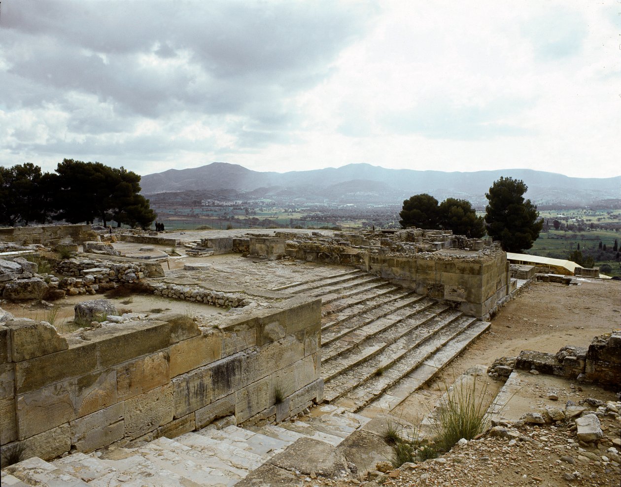 Udsigt over ruinerne af Phaistos, 2700-1200 f.Kr af Minoan