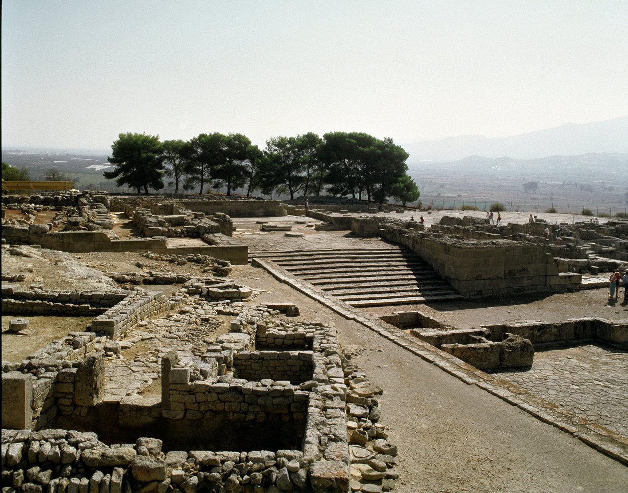 Udsigt over ruinerne af Phaistos, 2700-1200 f.Kr af Minoan